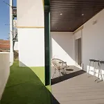 Estrela Design By Hosty * Lisbon