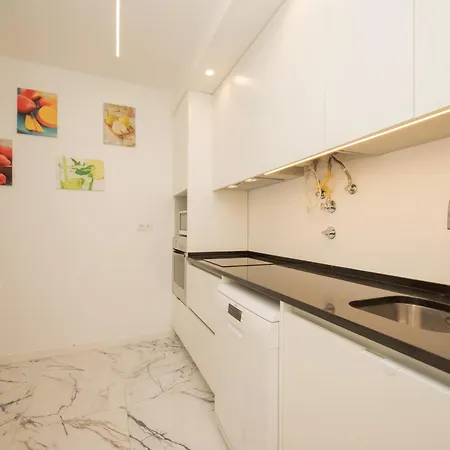 Estrela Design By Hosty * Lisbon