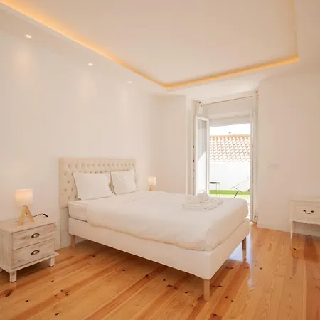 Estrela Design By Hosty * Lisbon